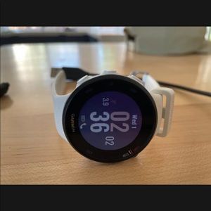 Garmin Forerunner 45s, White, Great Condition,